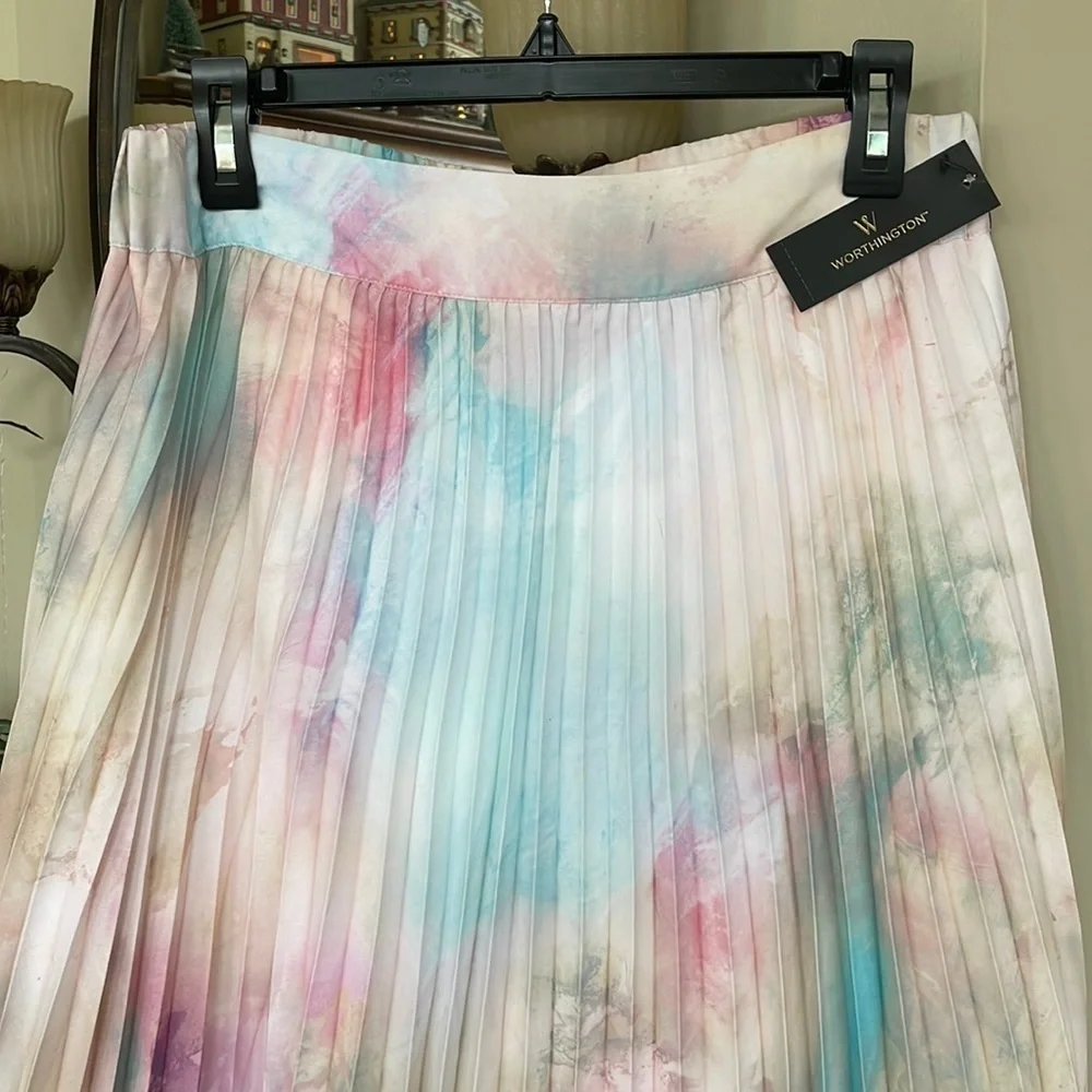 Worthington size medium
